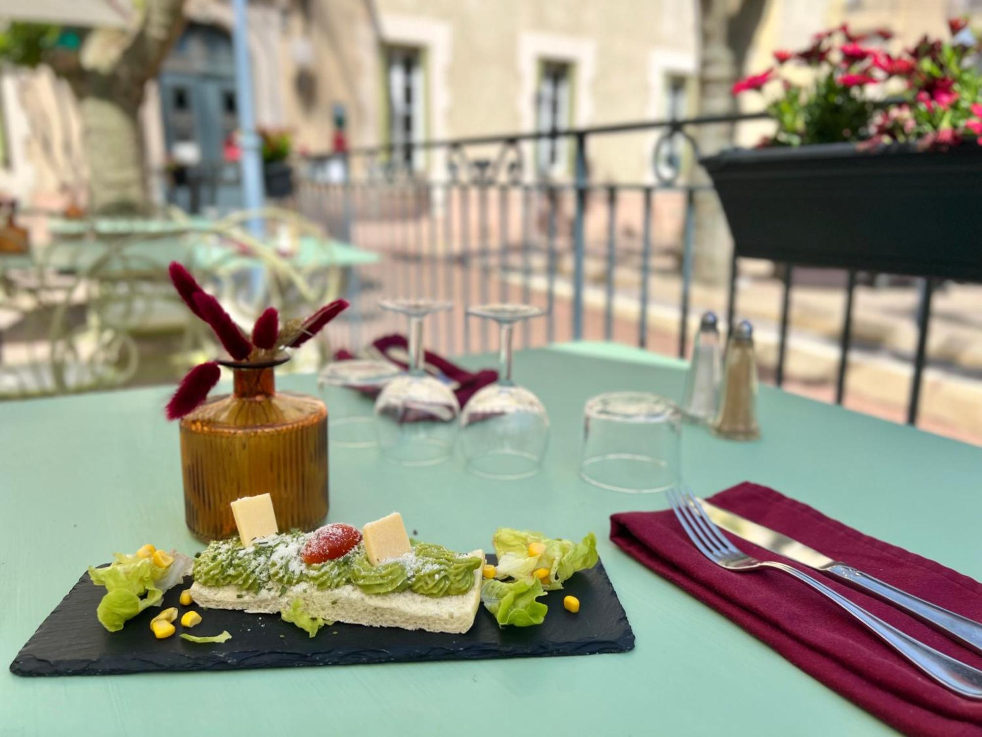 Logis Hotel Restaurant Des Thermes Lamalou-les-Bains Exterior foto